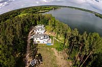 Neubau: Haus und Villa am See im Seepark Lychen